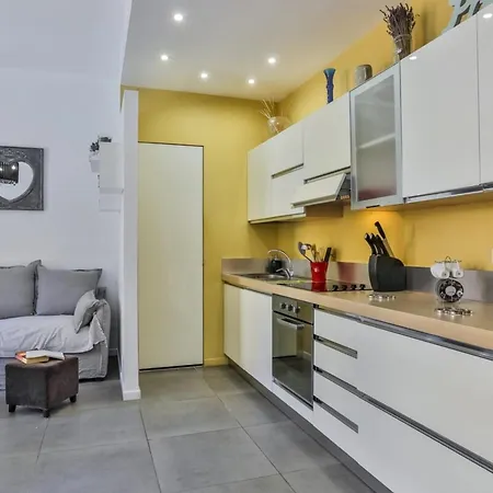 France 82 D - 2 - Terrace - 1 Min To The Sea Apartment Nizza